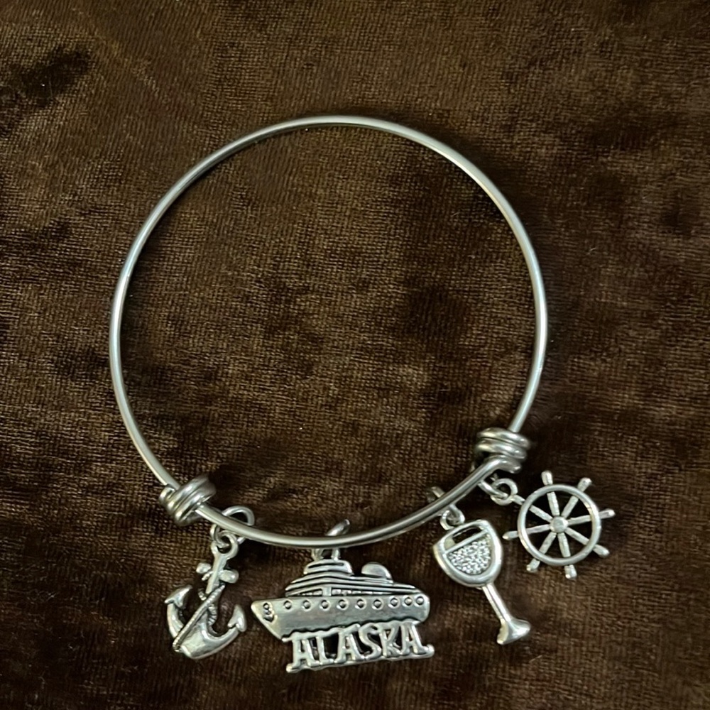 Alaska Cruise Charm Bracelet